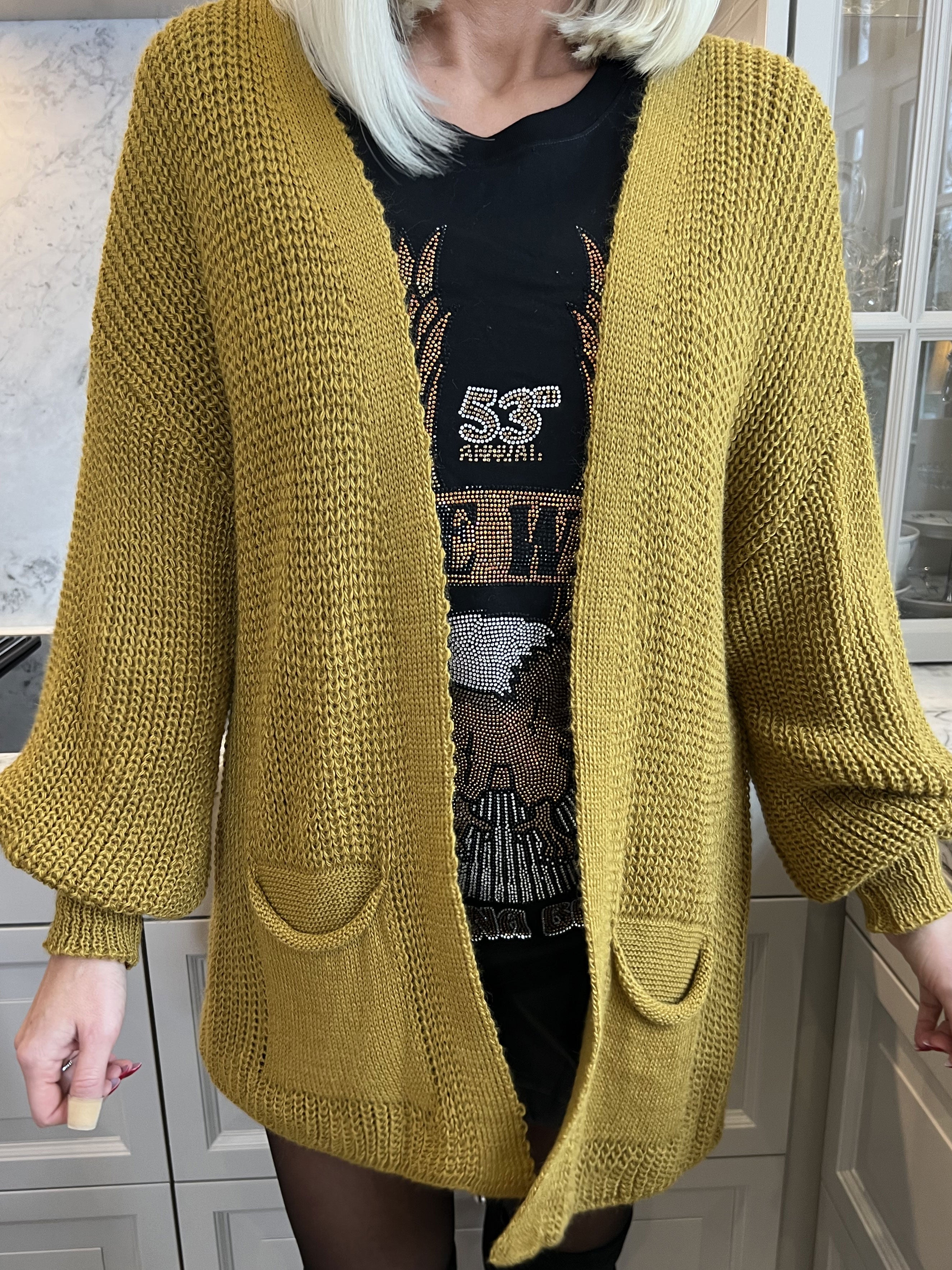 Sally Short - Sød strik cardigan med ballonærmer